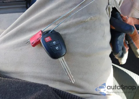 2017 Toyota Rav4 Le from USA, damaged, VIN JTMZFREV0HJ110194